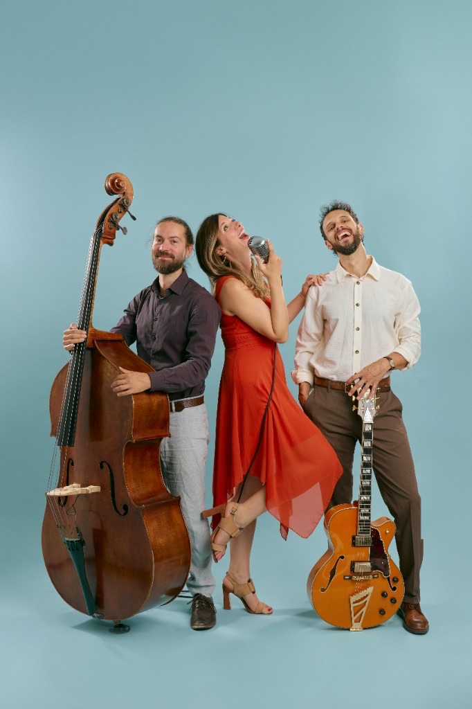 The Jazz Silhouettes trio in summer attire